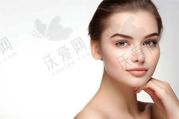 荆州女性私密公开透明的价格详情，外阴色素淡化价格7176元起，玻尿酸G点填充价格19382元起