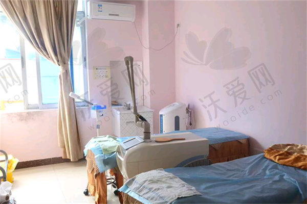 广州广大医院何锦泉医生简介
