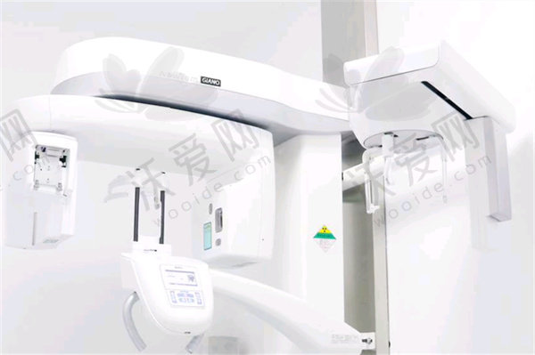 北京中诺口腔全口吸附性义齿